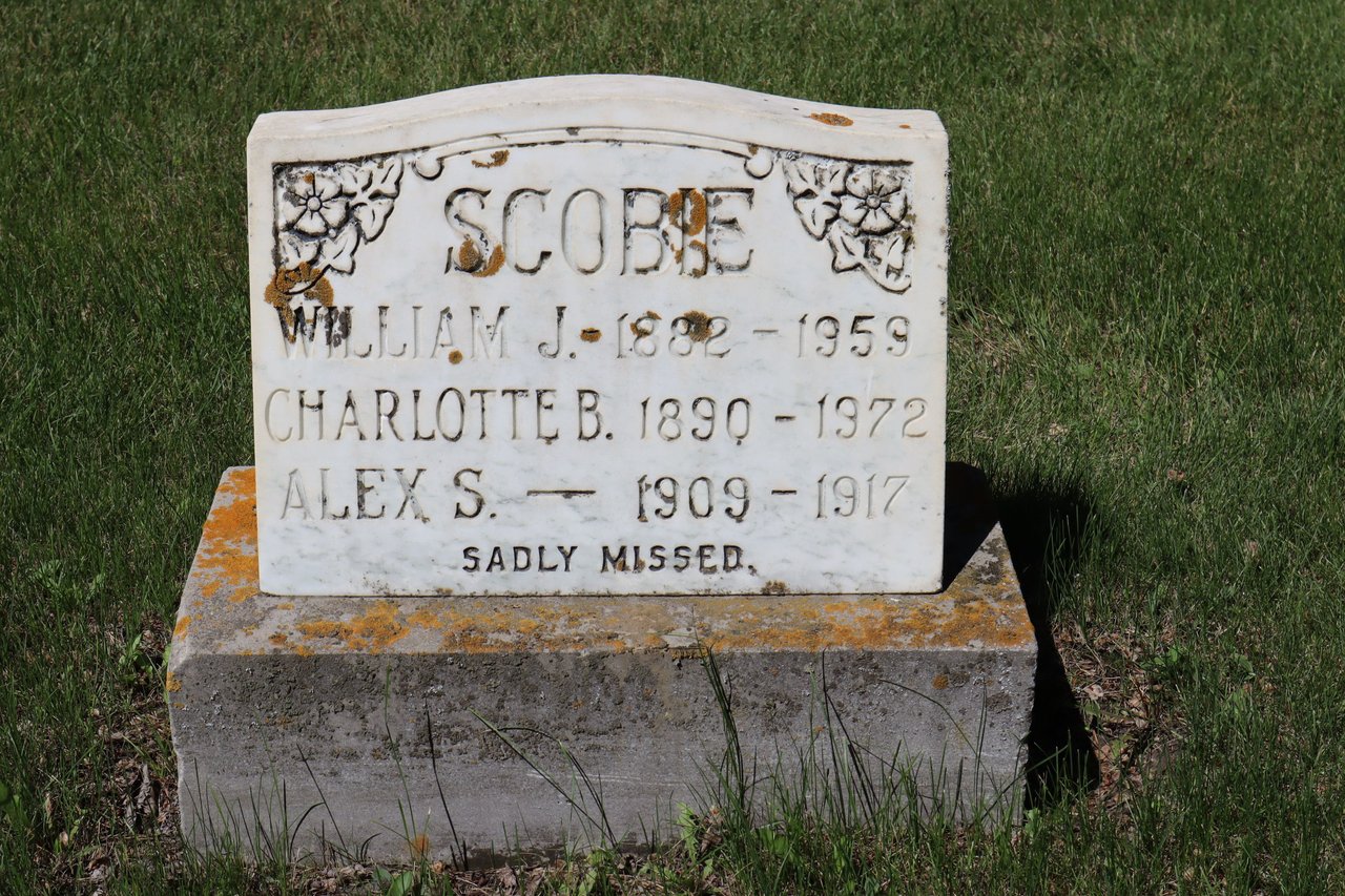 scobie-william-j-charlotte-alex-headstone-woodlawn.jpeg
